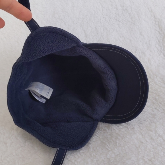 6/$20 Winter cap for boys - Picture 3 of 7